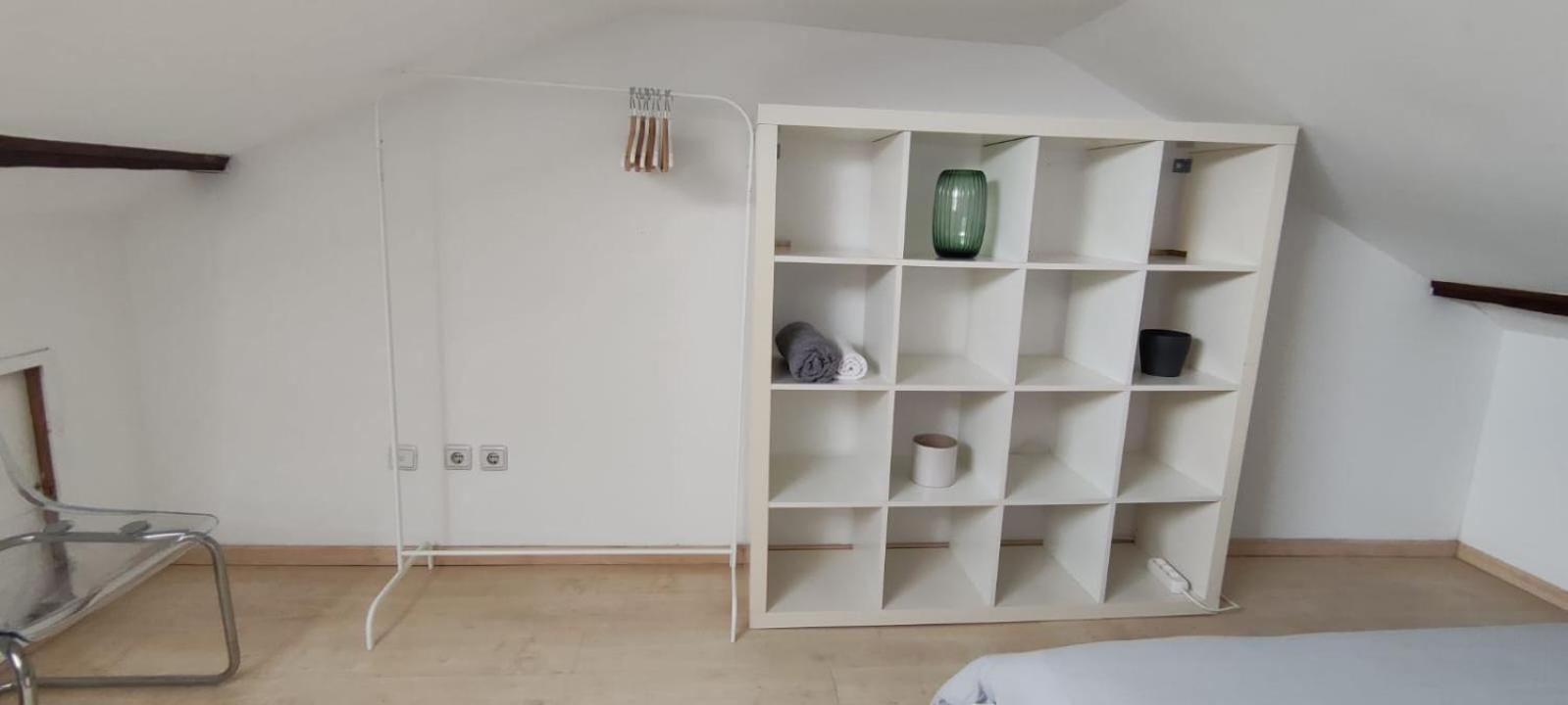Quarto Aconchegante Com Varanda E Vista No Chiado Quarto em Acomodações Particulares *