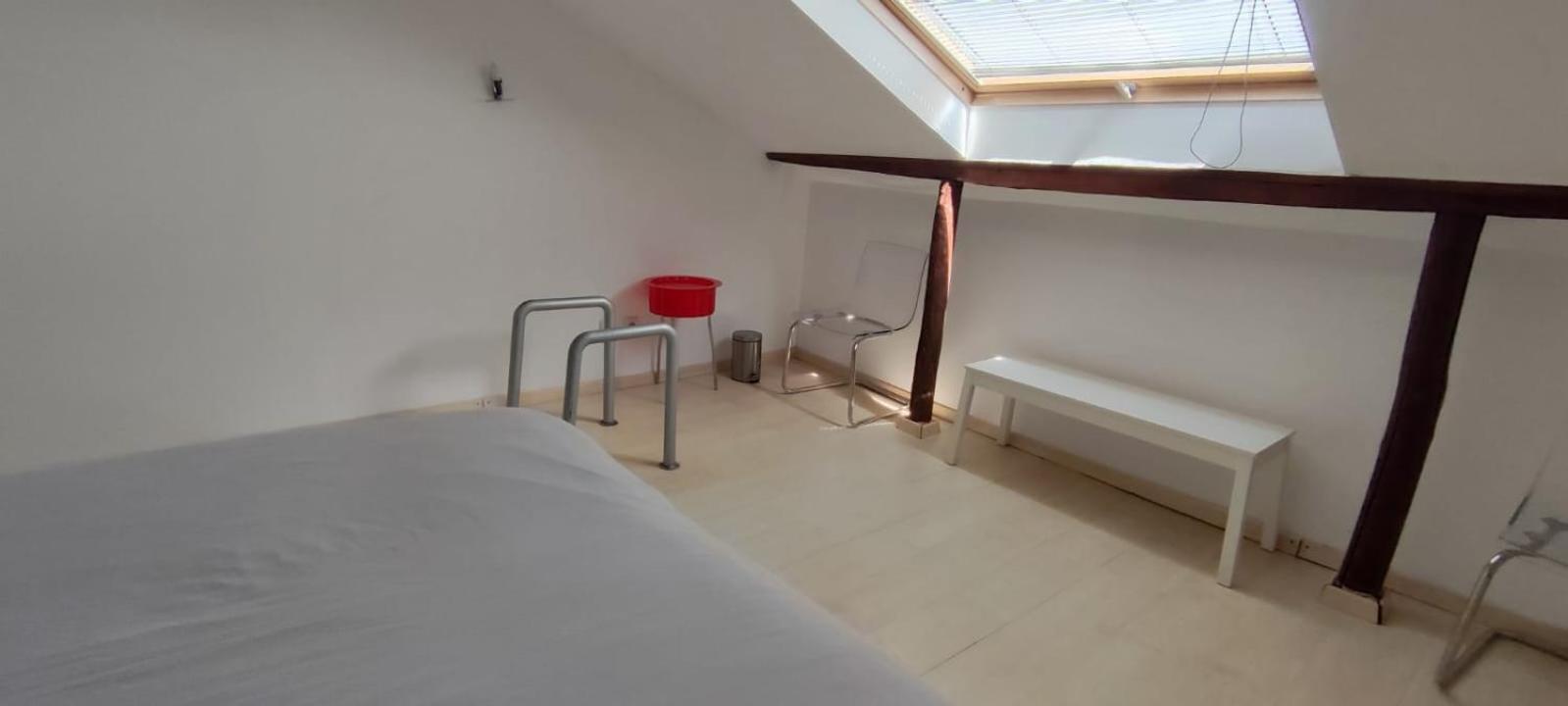 Quarto em Acomodações Particulares Quarto Aconchegante Com Varanda E Vista No Chiado *